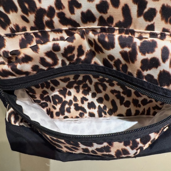 PINK Victoria's Secret Leopard Cheetah Campus Backpack - Rare/Vintage EUC - Picture 9 of 12